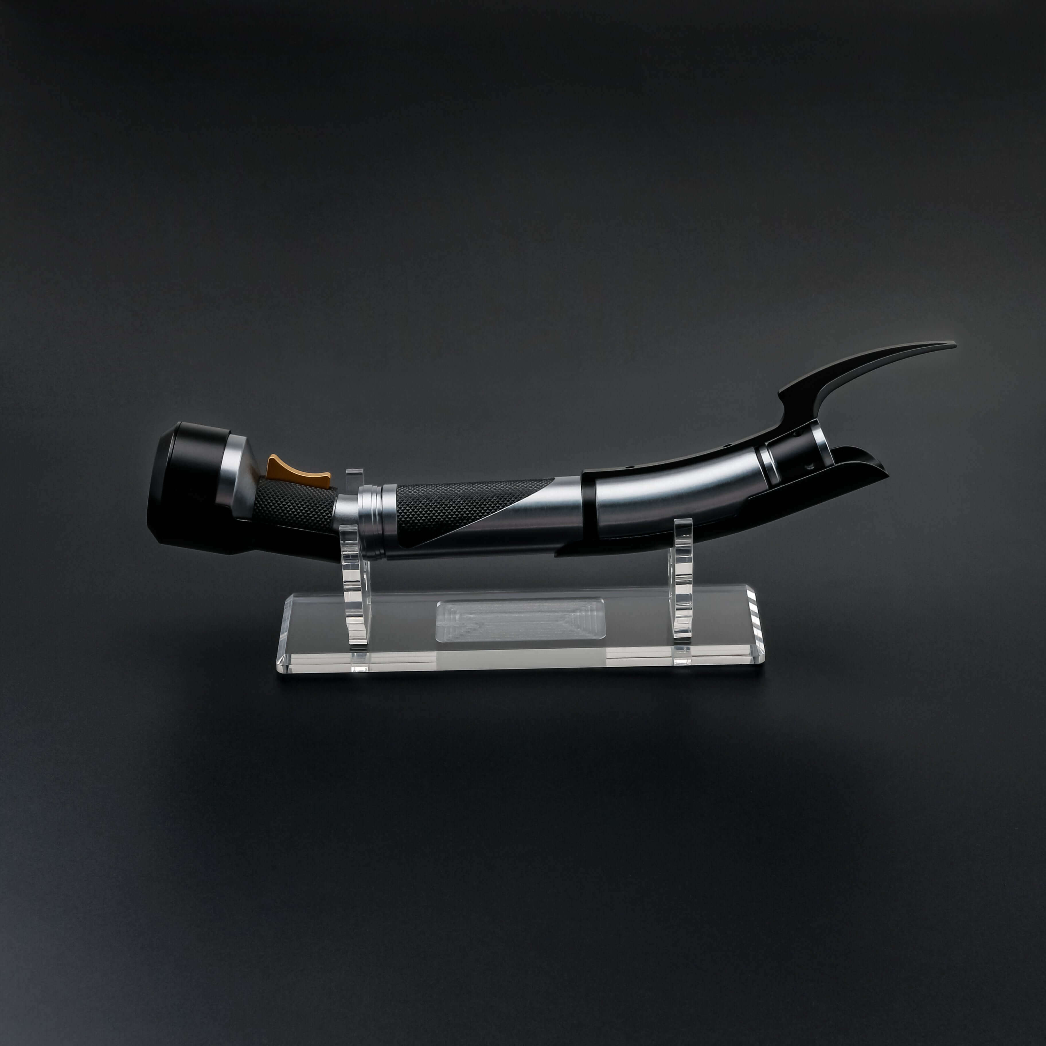 Dooku lightsaber replica with curved frosted aluminum alloy hilt, removable 36-inch polycarbonate blade, available with RGB S-RGB, SNV4 Pro, or Proffie Neopixel cores offering multi-color customizable blade effects, realistic sound effects, 27 soundfonts,