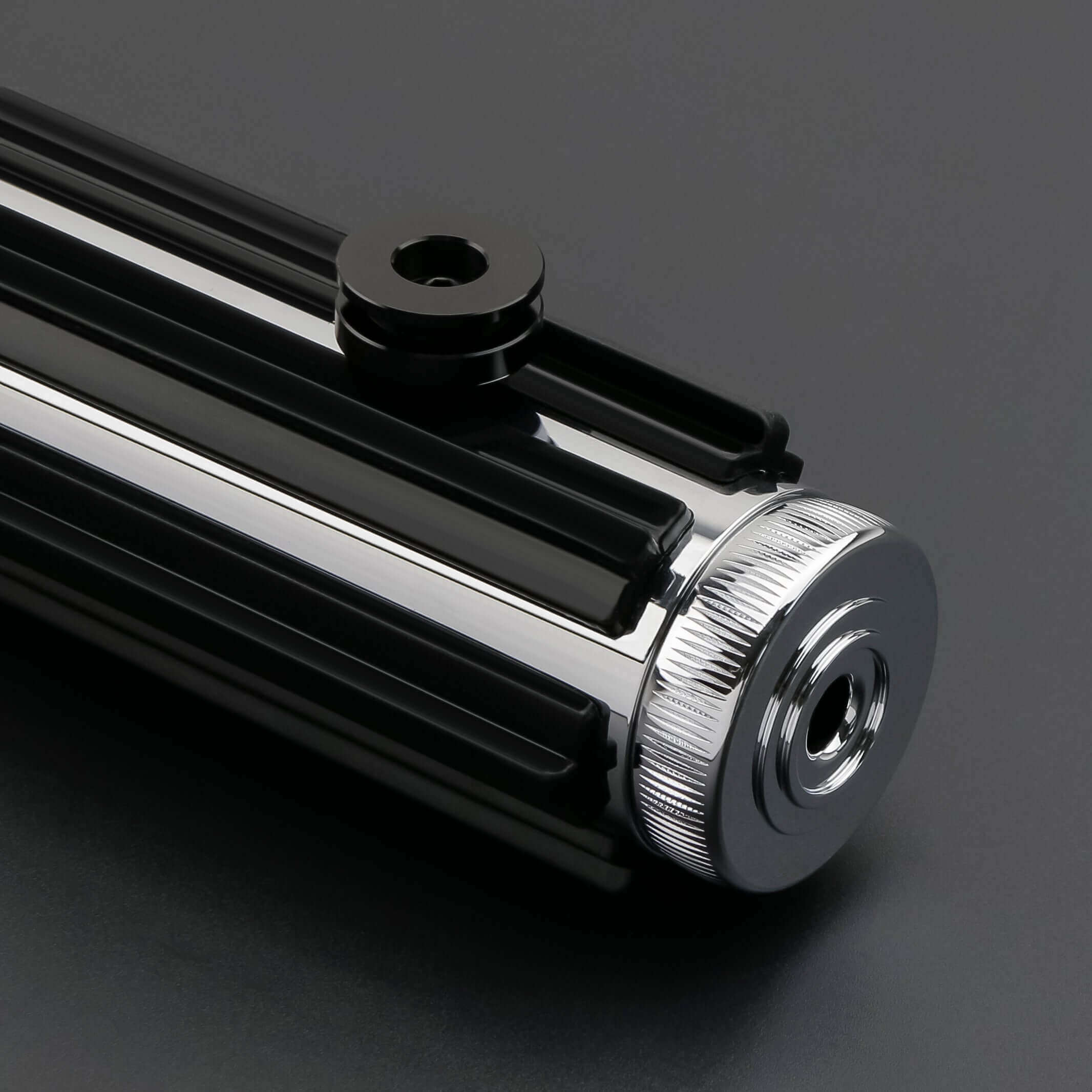 Vader EP5 SE lightsaber: High-quality replica with frosted aluminum alloy hilt, removable polycarbonate blade, and advanced electronics, inspired by Darth Vader&