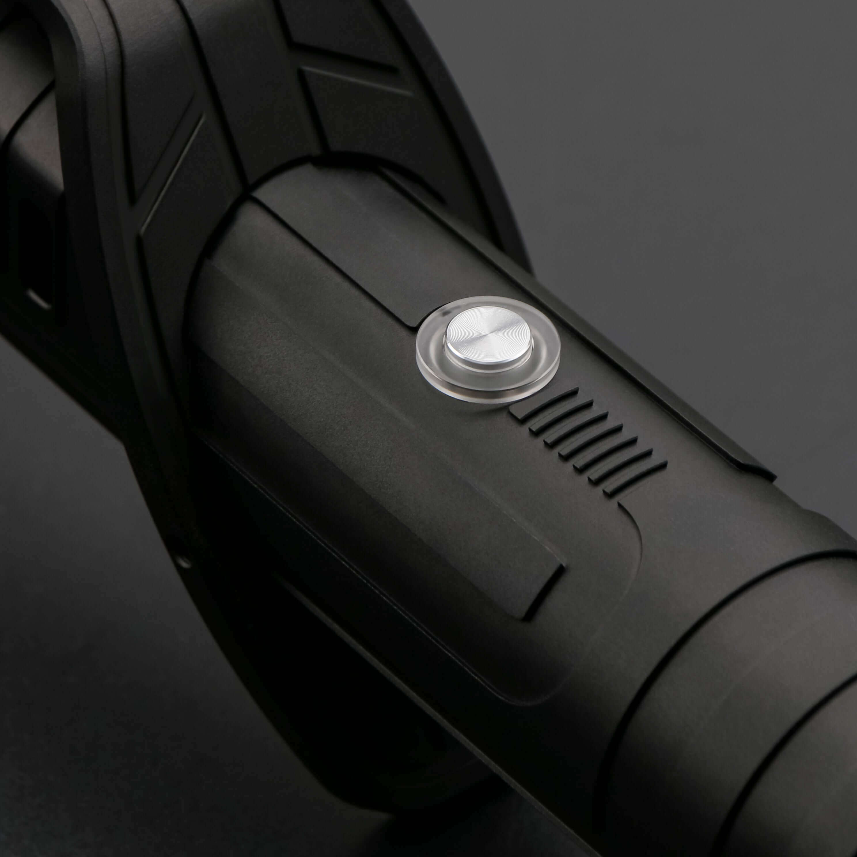 Darksaber SEEmbrace the power of the Darksaber SE, a high-performance lightsaber that delivers exceptional value. Crafted by nsabers, this budget-friendly alternative brings you the iconic Darksaber experience without compromising on quality. Perfect for