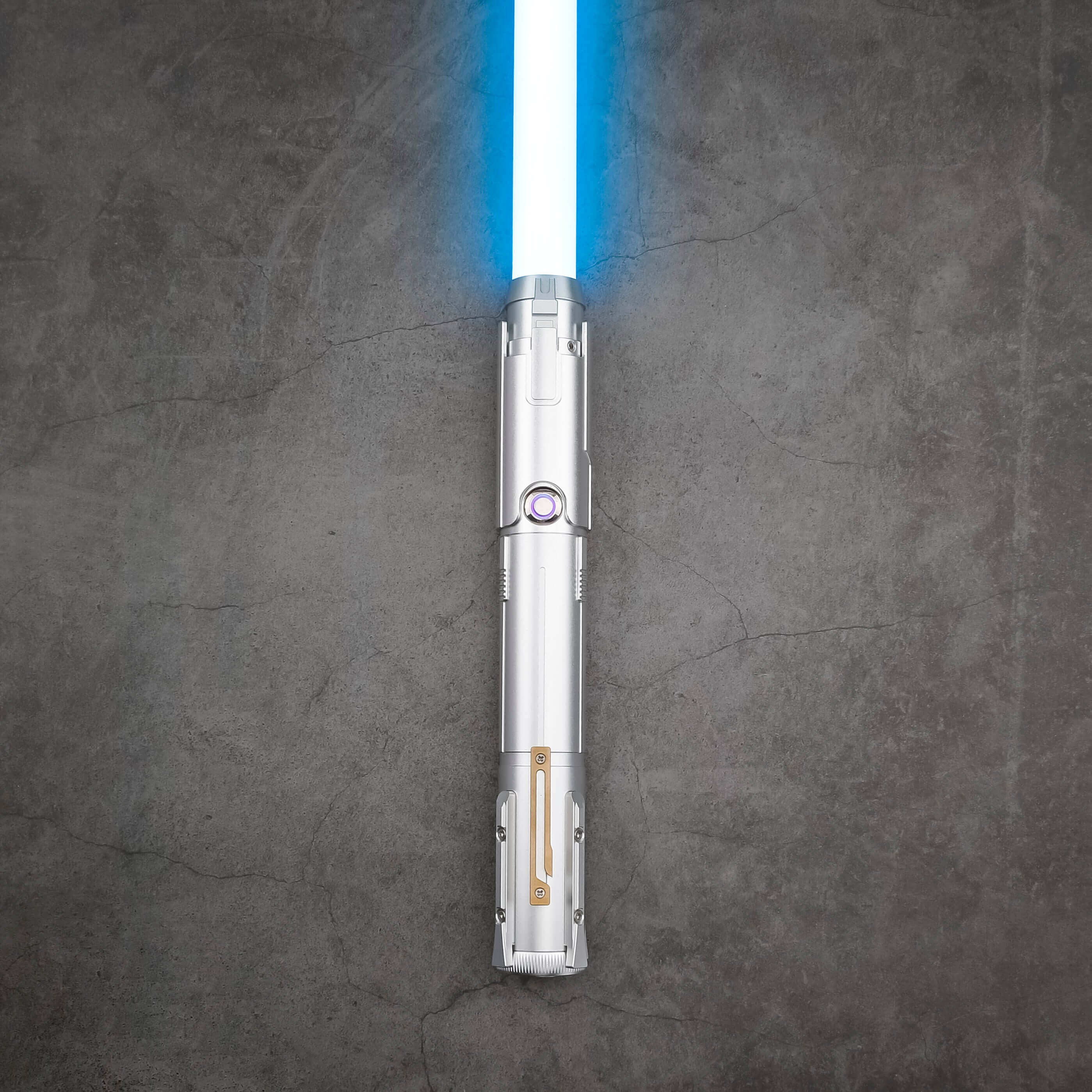 Ben Solo SE lightsaber: High-quality replica with frosted aluminum alloy hilt, removable polycarbonate blade, and advanced electronics, inspired by Ben Solo&