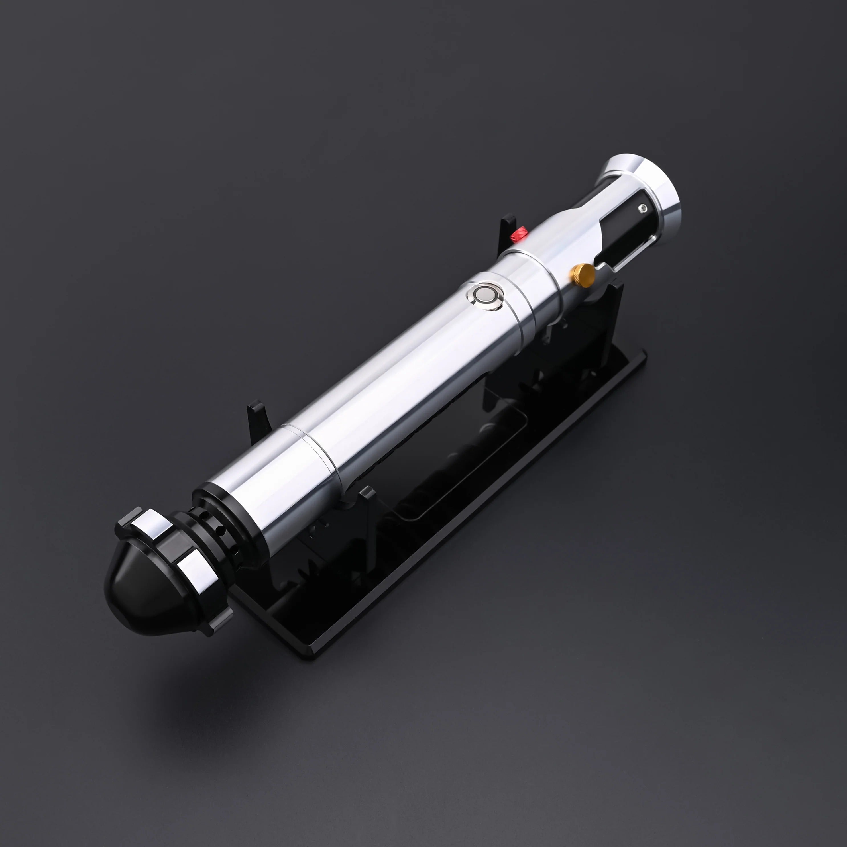 Kenobi SE lightsaber segmented grip design