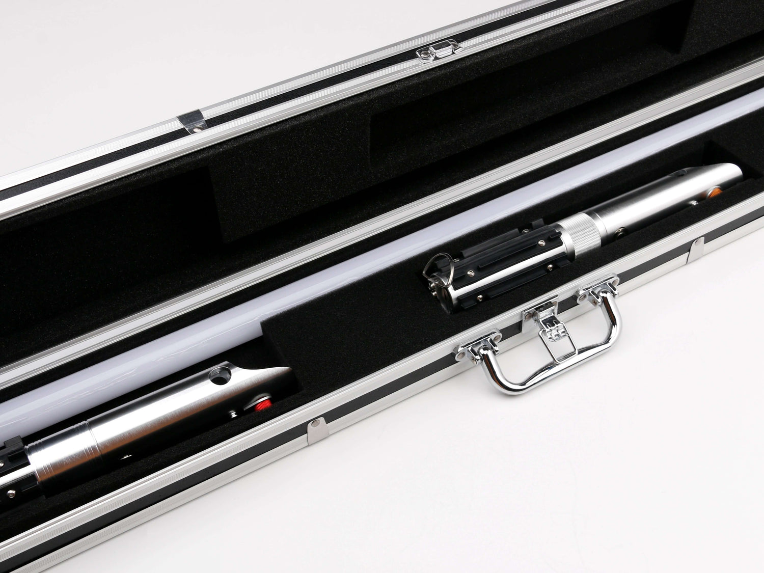 view detail for Premium suitcase
