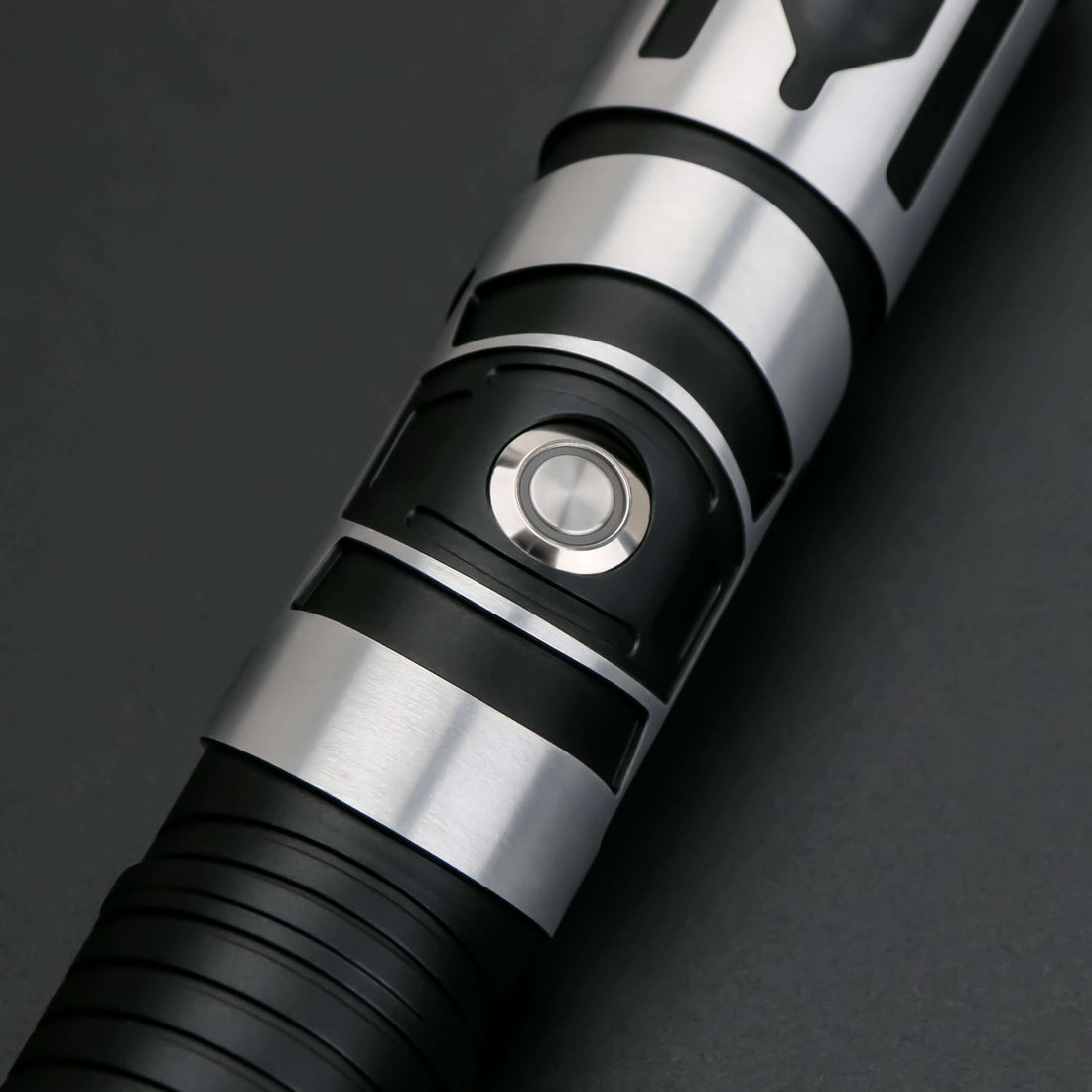 Padawan E07 RGB/Neopixel Saber – 32-inch replaceable polycarbonate blade, RGB S16 core with 12 adjustable colors, 27 built-in sound effects, 50W Neopixel LED, aluminum 6063 hilt, perfect for beginners and intermediate users for training, dueling, cosplay,