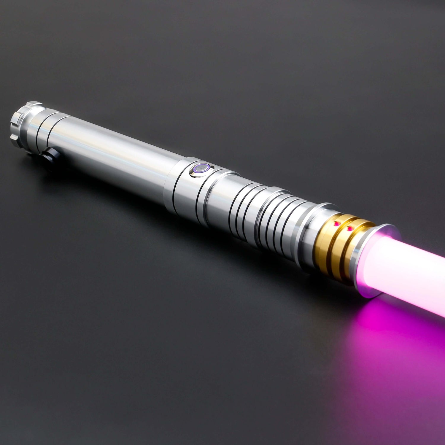Huracan Double Bladed Saber featuring a compact design, belt clip for easy carrying, complimentary hilt connector, available in black and silver colors, with blade lengths of 82cm and 92cm, and various electronics options including RGB S16, RGB S27, SN Ne
