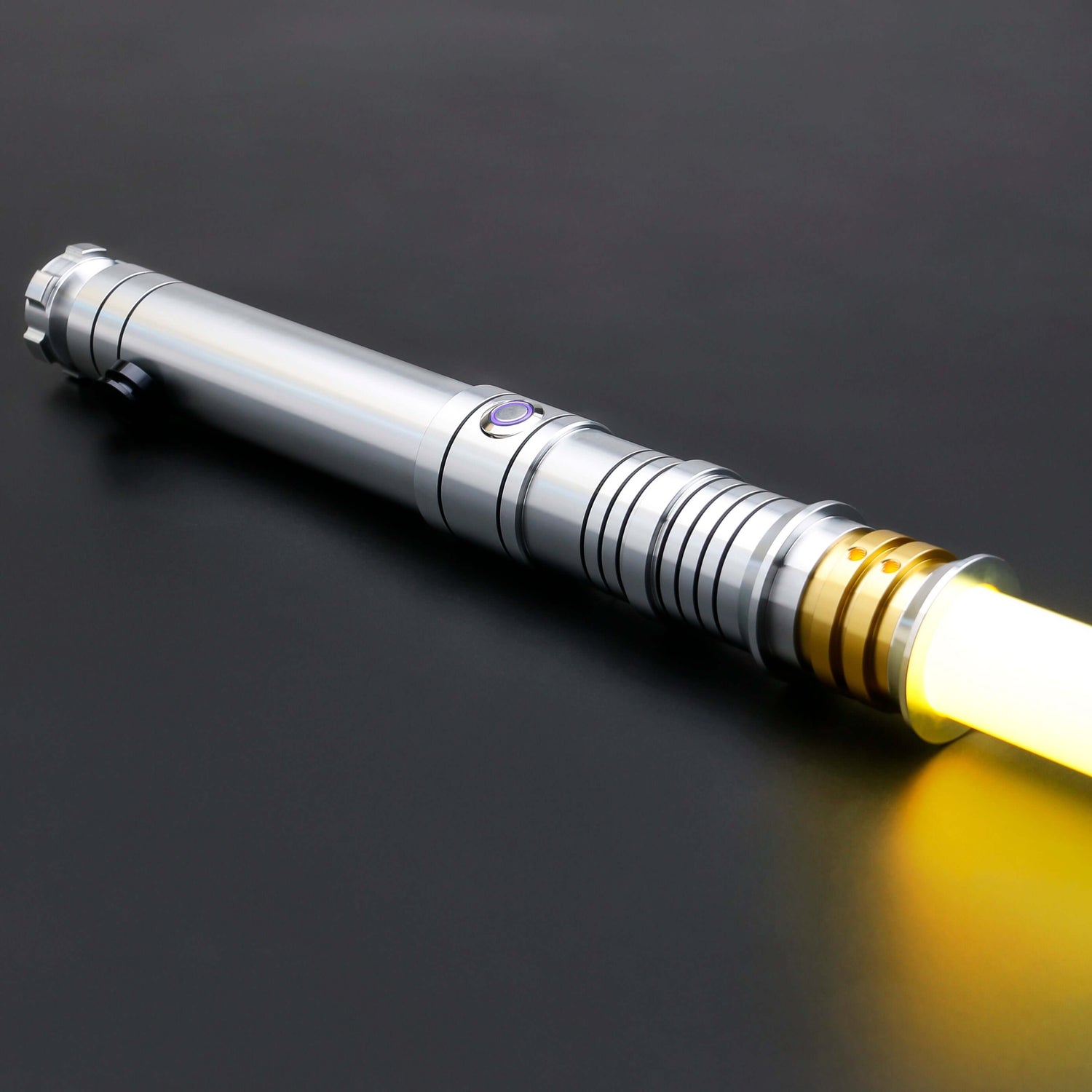 Huracan Double Bladed Saber featuring a compact design, belt clip for easy carrying, complimentary hilt connector, available in black and silver colors, with blade lengths of 82cm and 92cm, and various electronics options including RGB S16, RGB S27, SN Ne