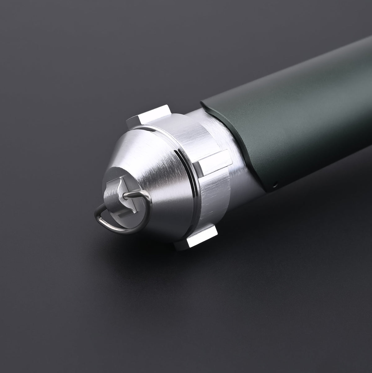 Detailed view of the Kanan SE lightsaber pommel and bottom-end design