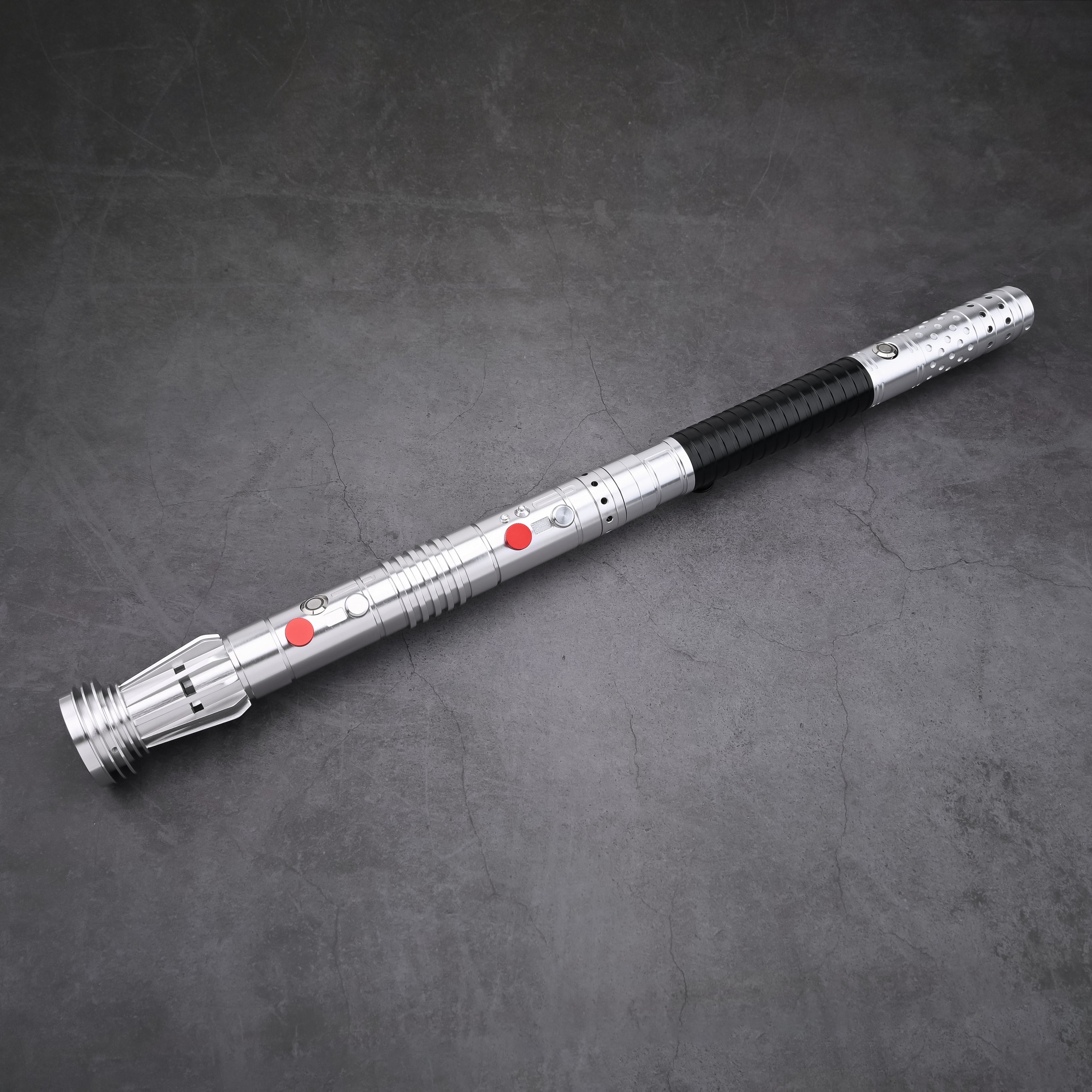 Single hilt configuration of the versatile Maul-Ventress lightsaber