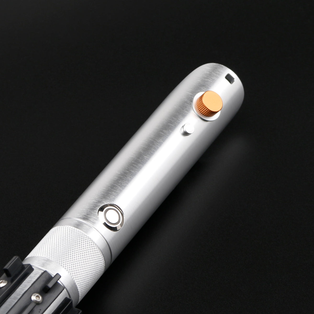 Obsidian Elite Trinity lightsaber hilt pommel and bottom design view