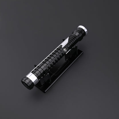 Qui-Gon SE lightsaber hilt showcasing its balanced and minimalist tactical design